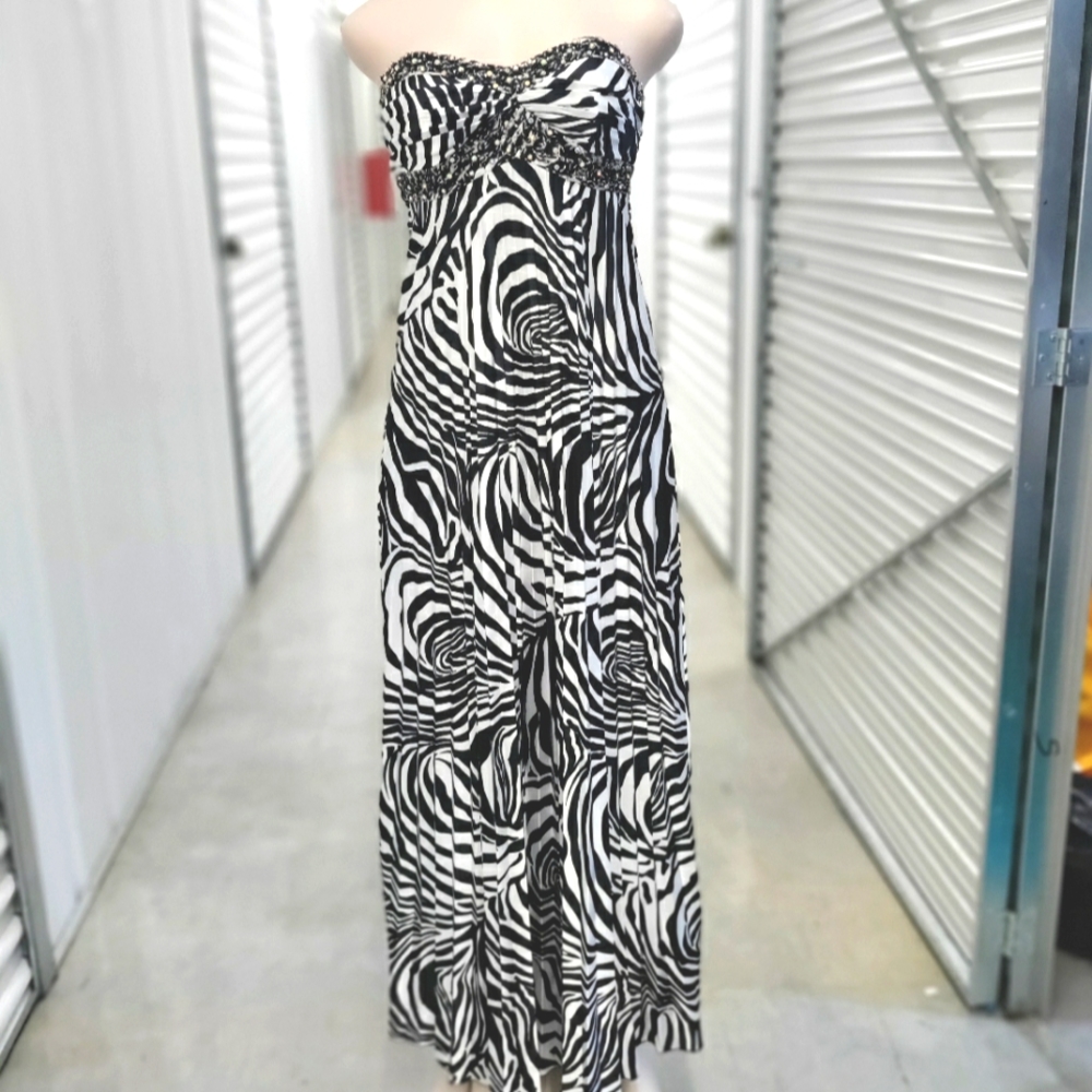 Strapless zebra print gown size small junior